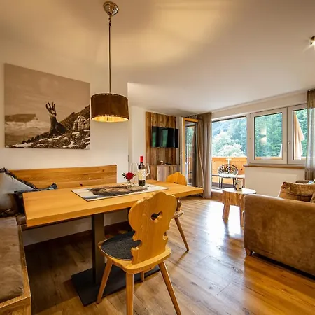 Appartement Brunnenhof - Mit Service